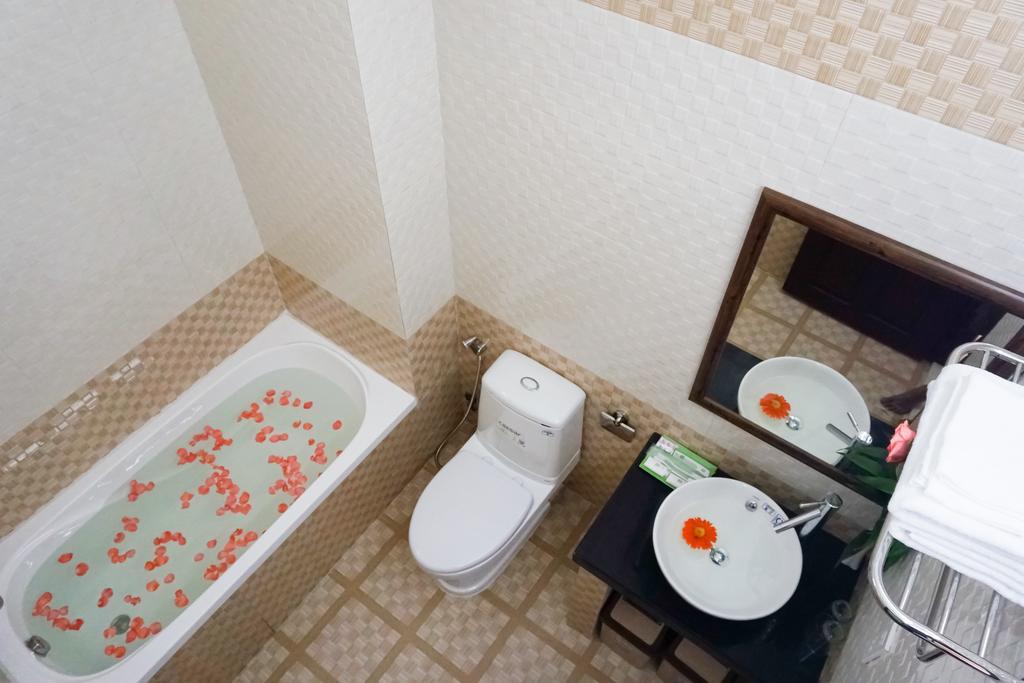 Phoenix Homestay Hoi An Bagian luar foto