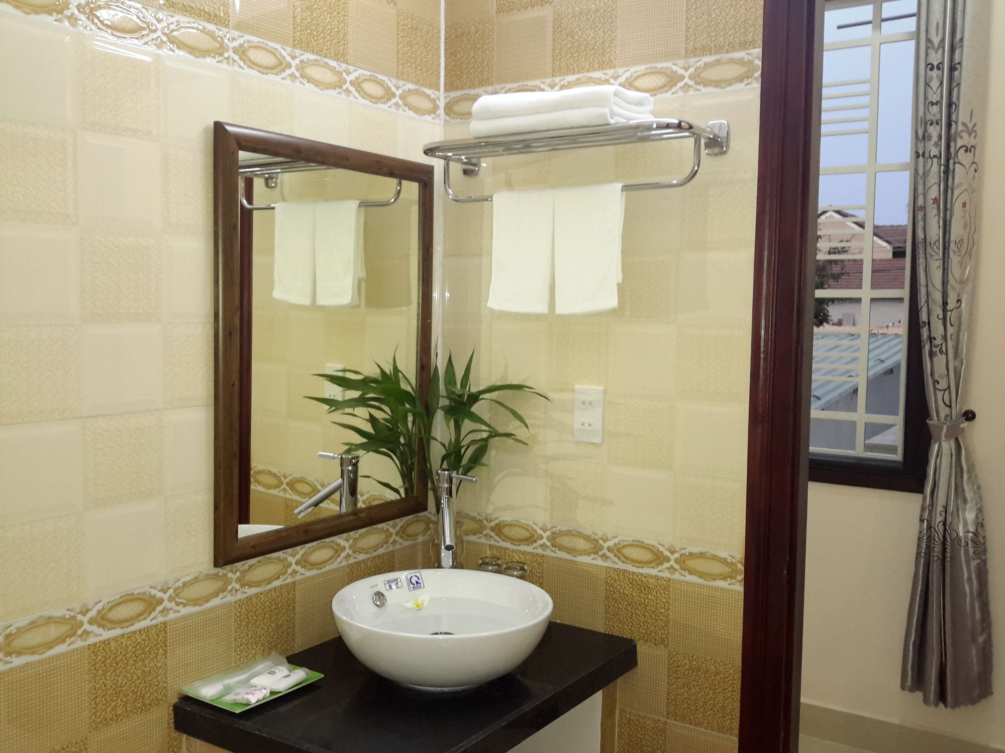 Phoenix Homestay Hoi An Bagian luar foto